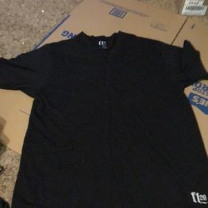 Black h20 shirt men’s xL shirt
